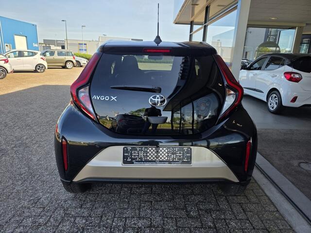 Toyota AYGO 1.0 VVT-I S-CVT ENVY