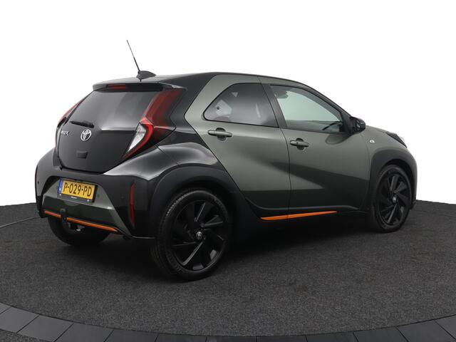 Toyota AYGO X 1.0 VVT-i MT Limited | leder/stof bekleding | Trekhaak voor Fietsendrager |