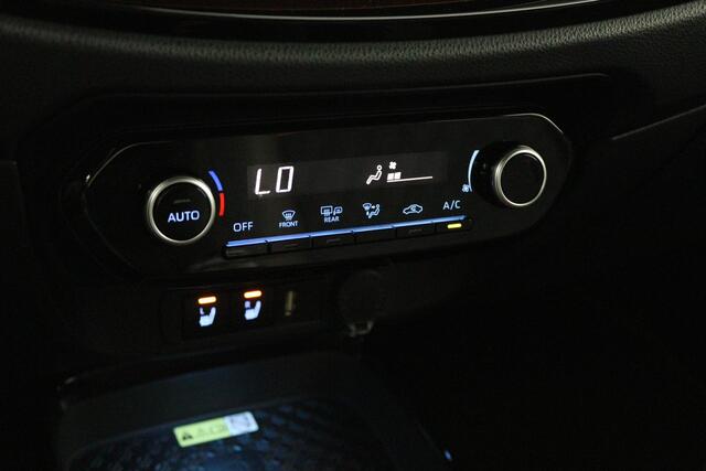 Toyota AYGO X 1.0 VVT-i MT Limited | leder/stof bekleding | Trekhaak voor Fietsendrager |