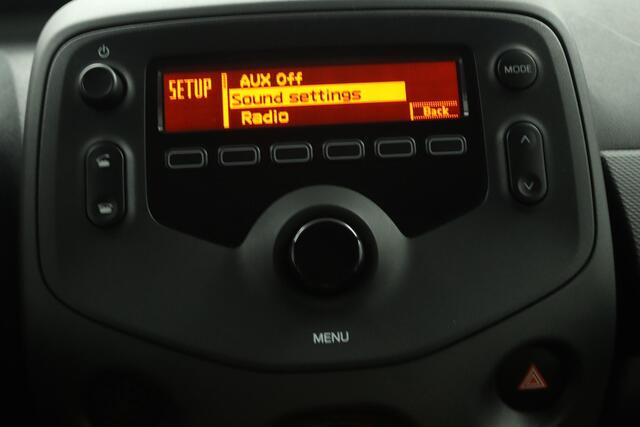 Toyota AYGO 1.0 VVT-i x-fun | Airco | Centrale deurvergrendeling | Radio | Bluetooth |