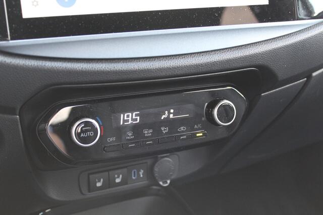 Toyota AYGO X 1.0 VVT-i S-CVT Premium | Rijklaar | 'Trekhaak' | Keyless | LED | Half-leder | Stoelverw. | Sensoren v+a | Camera | Clima | Adap.cruise