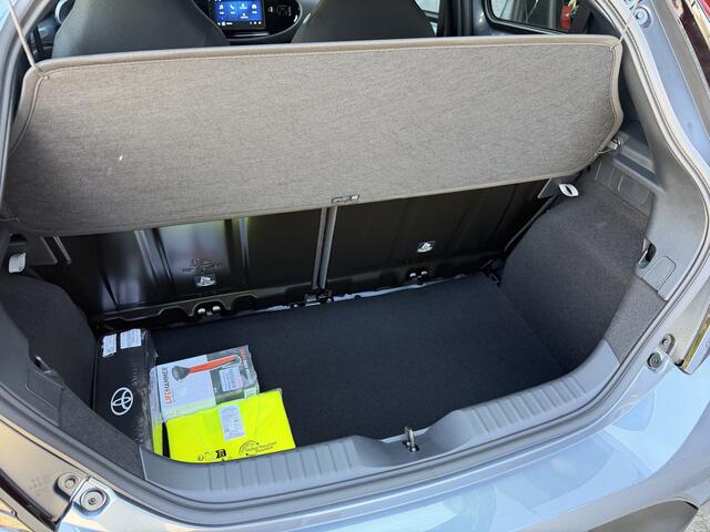 Toyota AYGO X Hybrid 115 play Voorraad Nieuw