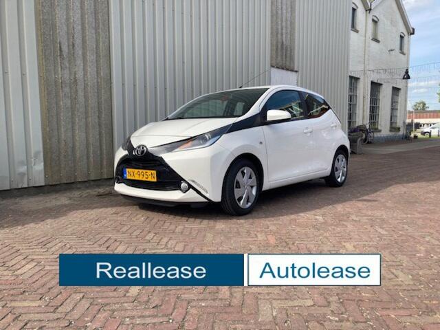 Toyota AYGO 1.0 VVT-i X-play Camera