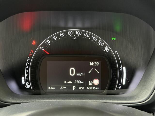 Toyota AYGO X 1.0 VVT-i S-CVT first