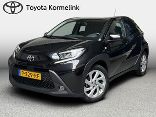 toyota-aygo-x-1.0-vvt-i-s-cvt-first
