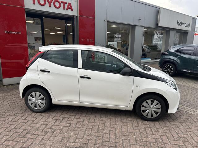 Toyota AYGO 1.0 VVT-i x-fun