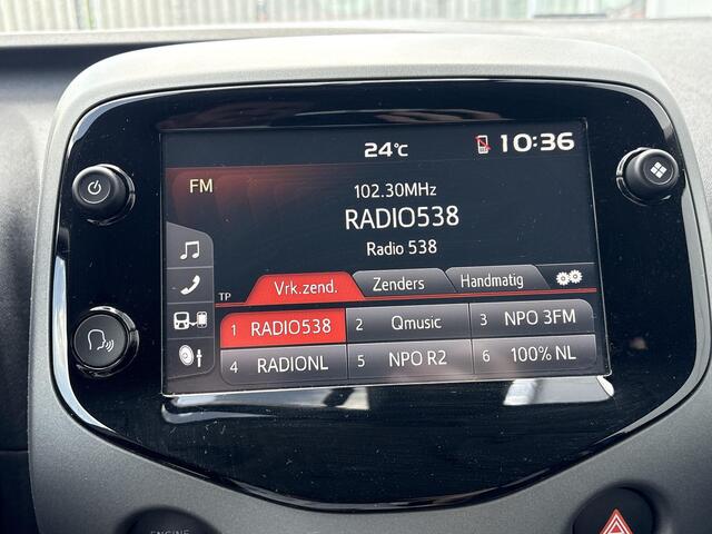 Toyota AYGO 1.0 VVT-i x-cite **KEYLESS/ SAFETY PAKKET/ CLIMATE CONTROL**