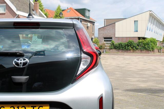Toyota AYGO X 1.0 VVT-i MT Play