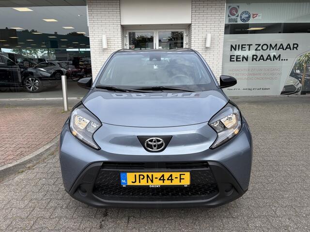 Toyota AYGO X 1.0 VVT-i MT Play | Apple CarPlay Android Auto | DAB | Elektr. r