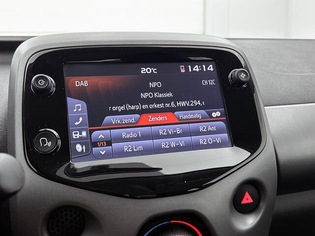 Toyota AYGO 1.0 VVT-i x-play limited | NL dealeronderhouden |