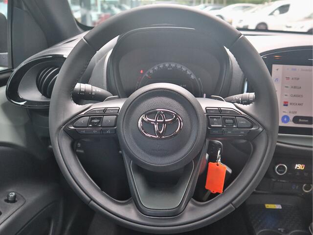 Toyota AYGO X 1.0 VVT-i S-CVT Envy CVT Automaat Navigatie | Climate Control | Draadloze oplader | Two Tone