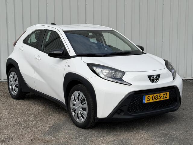 Toyota AYGO X 1.0 VVT-i MT Play | LED | Airco | Achteruitrijcamera | Apple Carplay/Android Auto