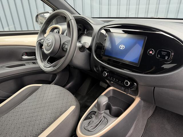 Toyota AYGO X 1.0 VVT-i S-CVT Premium | 6.000 km | PDC V+A | Clima | Rijklaar!!