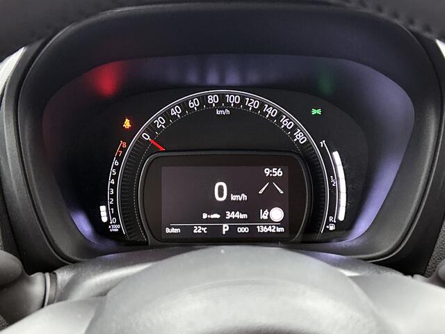 Toyota AYGO X 1.0 VVT-i S-CVT Play | Apple Carplay-Android Auto | Parkeercamera | Cruise Control Adaptief |