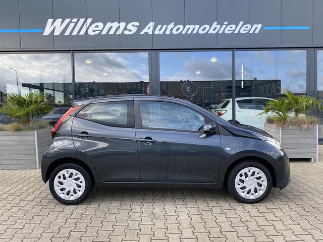 Toyota AYGO 1.0 VVT-i x-play App Connect, Airco & Camera