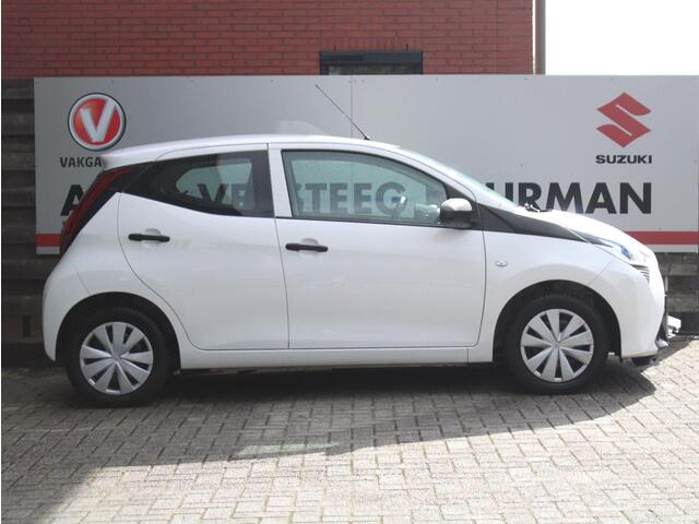 Toyota AYGO 1.0 VVT-i x-fun Airco, Elektrische Ramen, Bluetooth, Centrale Vergrendeling, DAB Radio