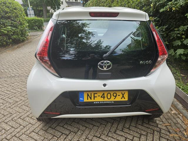 Toyota AYGO 1.0 VVT-i x-play Camera
