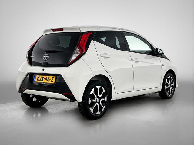 Toyota AYGO 1.0 VVT-i x-play | Climate Control | Achteruitrijcamera |