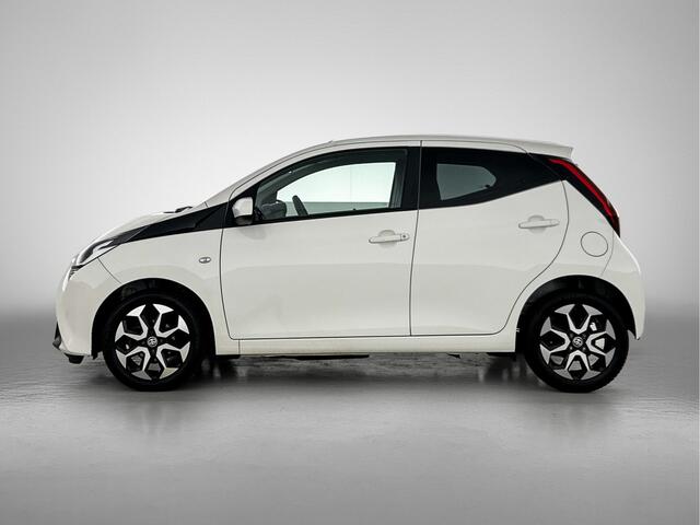 Toyota AYGO 1.0 VVT-i x-play | Climate Control | Achteruitrijcamera |