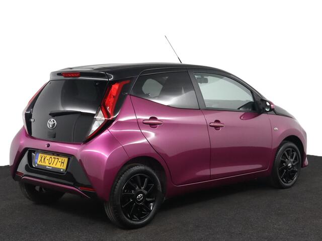 Toyota AYGO 1.0 VVT-i x-cite | Apple Carplay/Android | Airco | Parkeercamera |