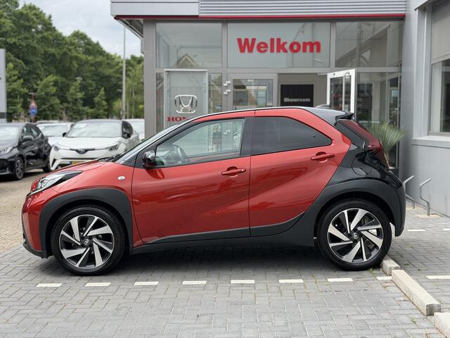 Toyota AYGO X 1.0 VVT-i S-CVT Envy | GEEN AFLEVERKOSTEN | JBL Audiosysteem, Draadloze telefoonlader, Camera
