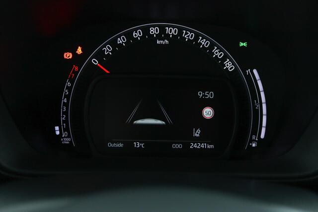 Toyota AYGO X 1.0 VVT-i MT Play | Cruise control | Apple carplay-android auto | Parkeercamera |
