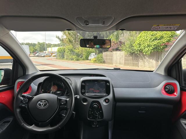 Toyota AYGO 1.0 VVT-i x-play | Airco | Parkeer camera |