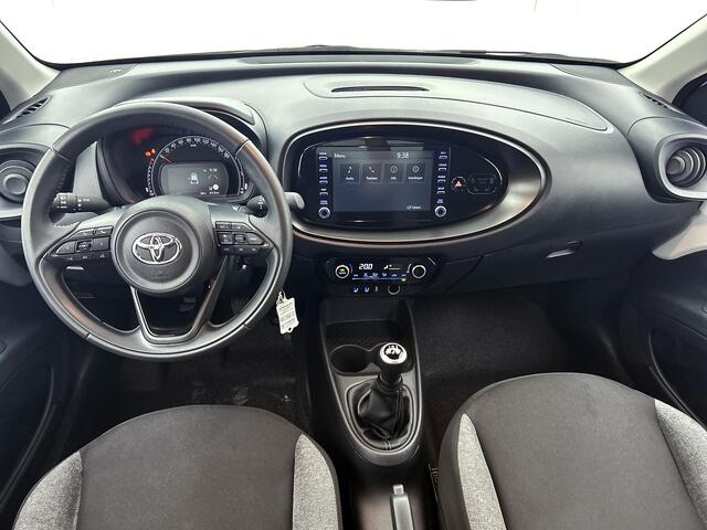Toyota AYGO X 1.0 VVT-i MT First