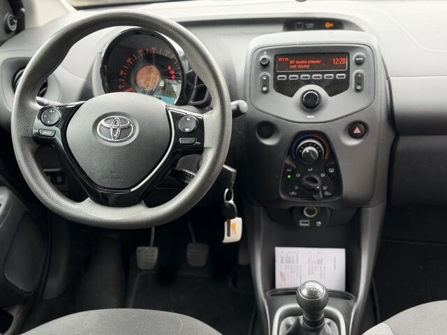 Toyota AYGO 1.0 VVT-i x-fun