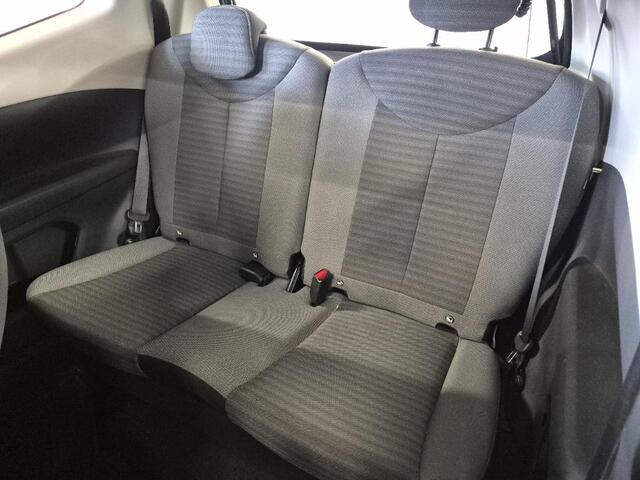 Toyota AYGO 1.0 VVT-i x-play AUT! 1e Eig! Camera! Nwe APK! VERWACHT!
