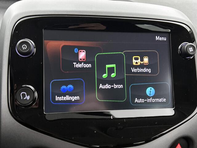 Toyota AYGO 1.0 VVT-i x-play limited | BTW Voertuig | Dealer onderhouden | Apple Carplay/Android auto | Airco | achteruitrijcamera |