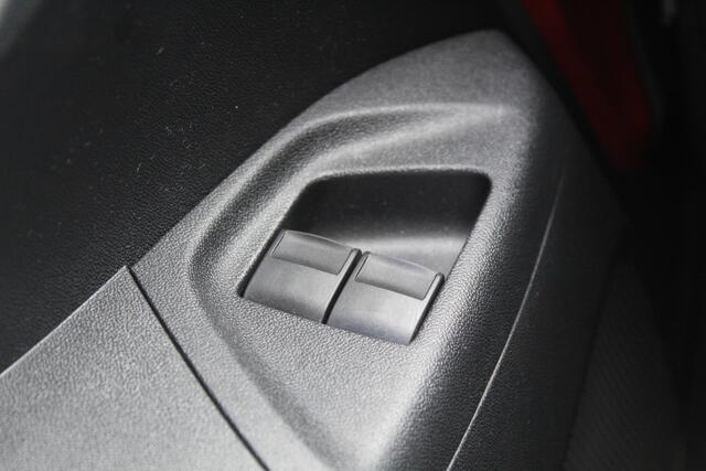 Toyota AYGO 1.0 VVT-i x-play | Rijklaar | Apple/Andriod | Airco | Camera | All-season | Dealer onderhouden | NL-auto