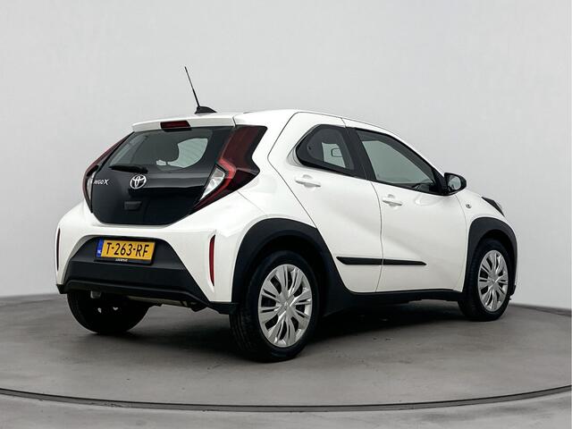 Toyota AYGO X 1.0 VVT-i MT Play | Apple CarPlay/Android auto | Cruise control Adaptive | Airco | Achteruitrijcamera |