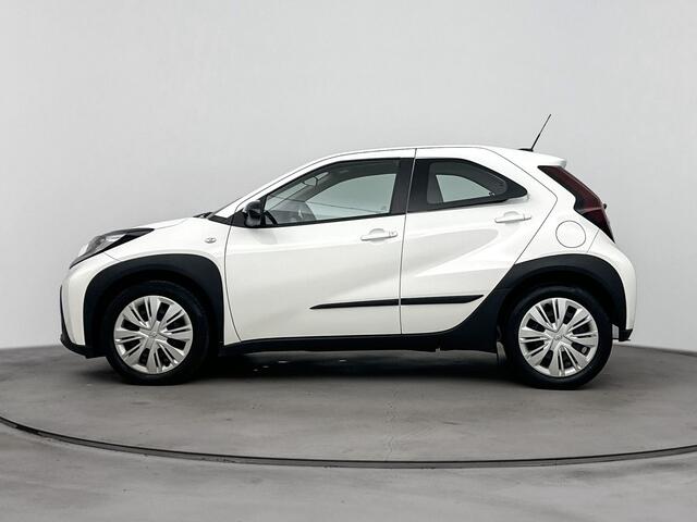 Toyota AYGO X 1.0 VVT-i MT Play | Apple CarPlay/Android auto | Cruise control Adaptive | Airco | Achteruitrijcamera |