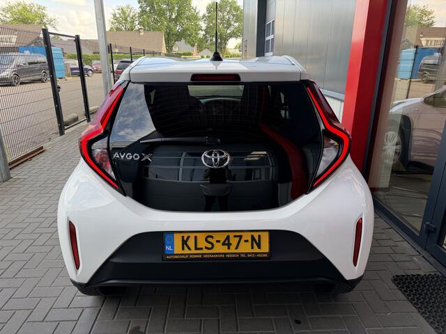 Toyota AYGO X 1.0 VVT-i S-CVT Play