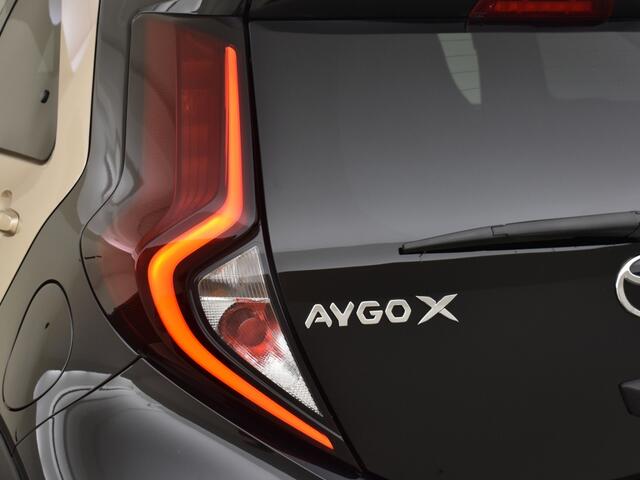 Toyota AYGO X 1.0 VVT-i S-CVT Premium | JBL | Halfleer | Navigatie |