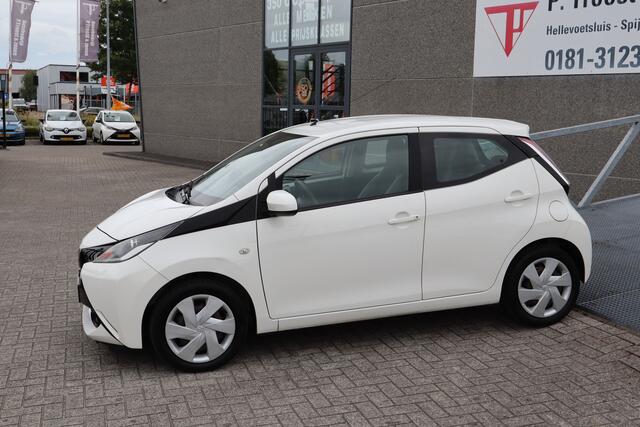 Toyota AYGO 1.0 VVT-i x-play Achteruitrijcamera/App connect/Airco/Orig. NL auto/Begrenzer