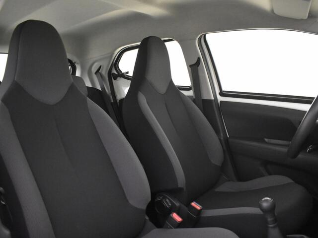 Toyota AYGO 1.0 VVT-i x-fun | Bluetooth | Airco | DAB