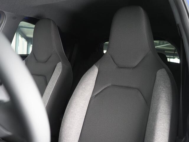 Toyota AYGO X 1.0 VVT-i MT Pulse | LED Koplampen | Stoelverwarming | Climate Control | Apple CarPlay/ Android Auto | Achteruitrijcamera | Grootlichtassistent | Adaptieve Cruise Control