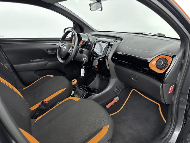 Toyota AYGO 1.0 VVT-i x-JBL | NL-Auto | JBL Premium Audio | Apple Carplay / Android Auto |