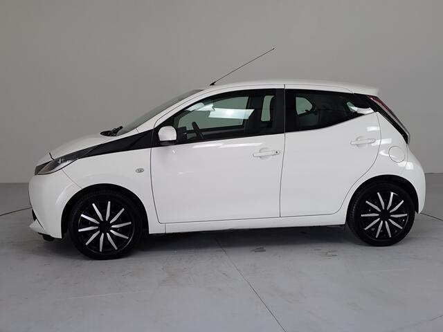 Toyota AYGO 1.0 VVT-i x-play|Afneembare trekhaak|Cruise control