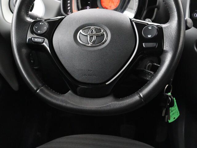 Toyota AYGO 1.0 VVT-i x-joy | Trekhaak | Camera | DAB | Automaat | Carplay | Climate control | Cruise control | LED