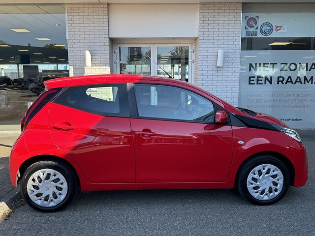 Toyota AYGO 1.0 VVT-i x-play |Achteruitcamera