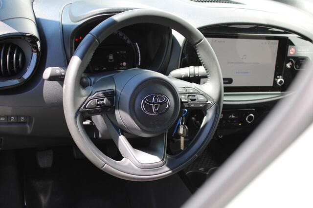 Toyota AYGO X 1.0 VVT-i MT Envy ORG NL, Apple Carplay/ Android Auto, Climate Control, Draadloze telefoonlader, Cruise Control Adaptief