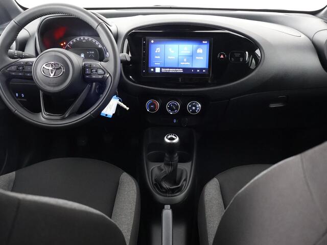 Toyota AYGO X VVT-i MT PLAY BLACK & WHITE 1e EIG GARANTIE 6-2034 CARPLAY NAVI.ADAPTIVE CRUISE.CAMERA