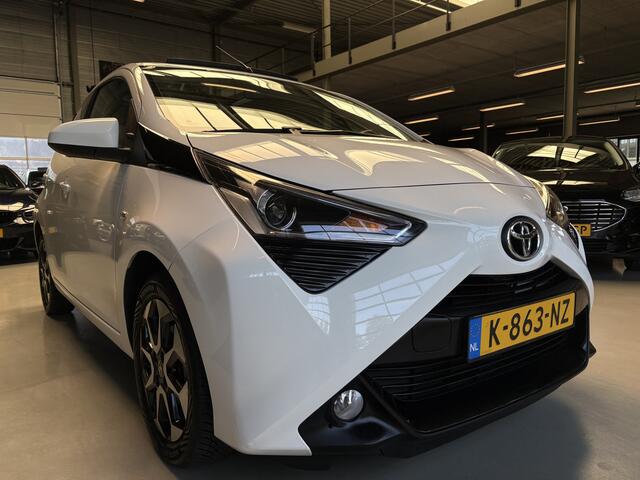 Toyota AYGO 1.0 VVT-i x-joy Airco, Cruise, Cabrio, Carplay Navi