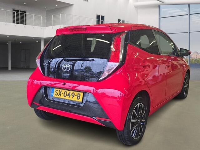 Toyota AYGO 1.0 VVT-i x-Joy! 1e Eig! Camera! Clima! Half Leder! VERWACHT!!