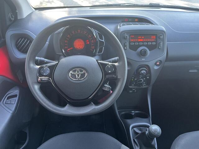 Toyota AYGO 1.0 VVT-i x-fun NL-auto | Airco | Elek. ramen