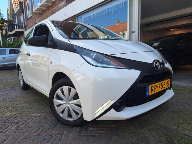 Toyota AYGO 1.0 VVT-i X-Fun 5Drs /68.000 Km/Airco/Bluetooth/Led/Garantie