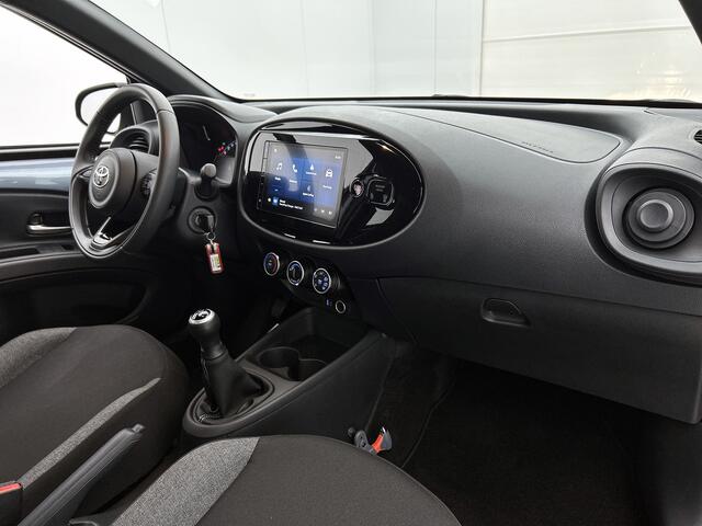 Toyota AYGO X 1.0 VVT-i MT Play Demo